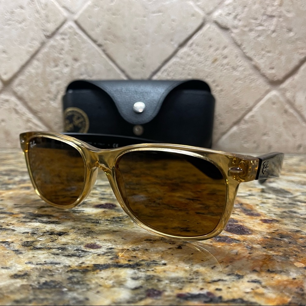 Ray-Ban “New” Wayfarer Bicolor-Honey